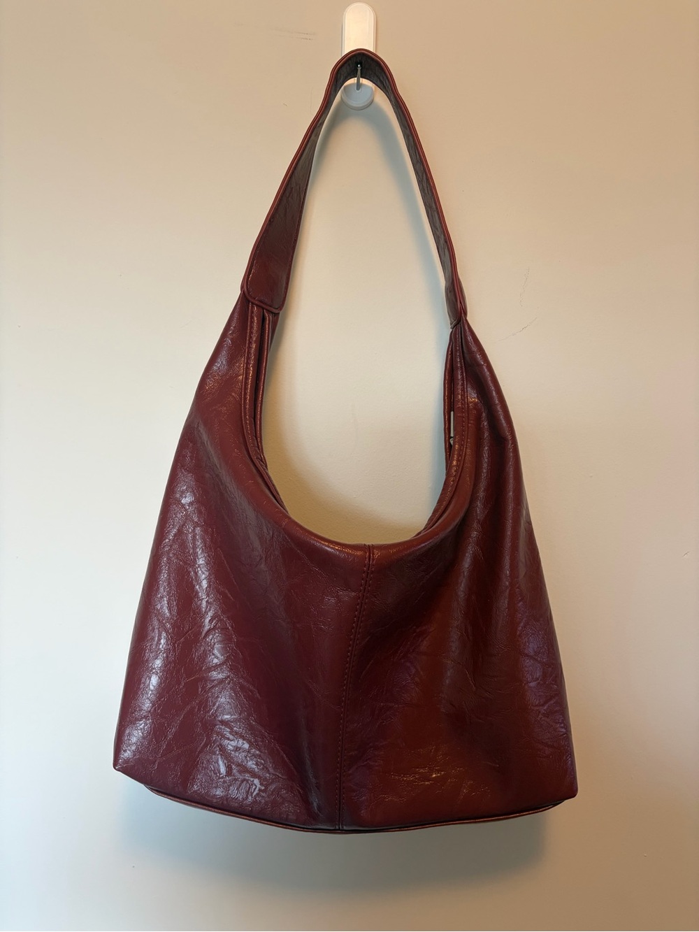 Women's Shoulder Bag/Everyday Purse - Burgundy